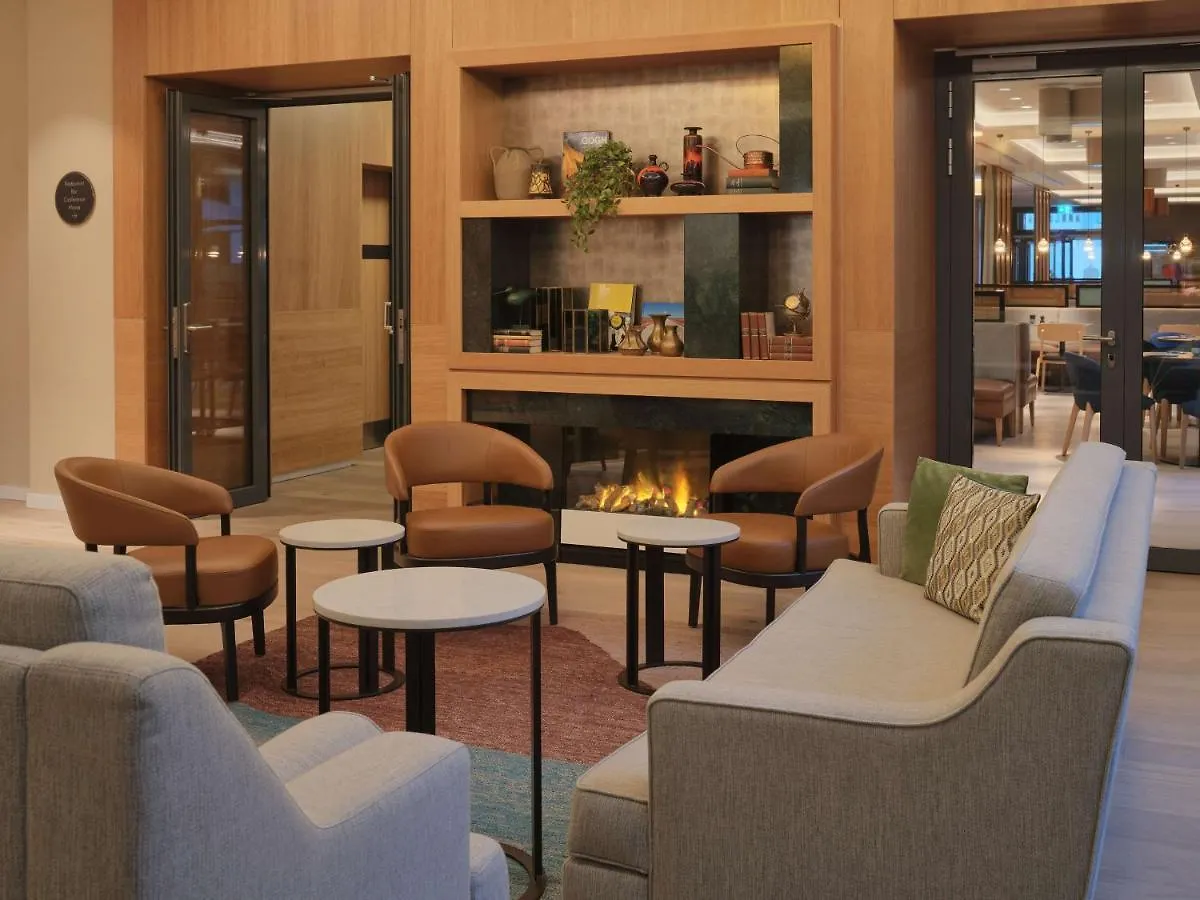 Adina Apartment Hotel Keulen