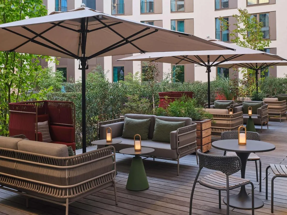 Adina Apartment Hotel Keulen 4*,